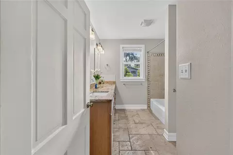 Bath - 1311 SE 17th Ave, Ocala, FL 34471 photo 4 of 9