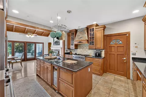 Kitchen - 1311 SE 17th Ave, Ocala, FL 34471 photo 5 of 5
