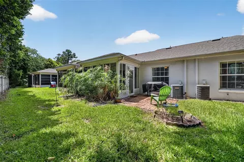Exterior - 2429 SE 18th Cir, Ocala, FL 34471 photo 6 of 8