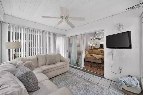 Living - 2429 SE 18th Cir, Ocala, FL 34471 photo 5 of 5