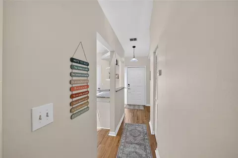 Entry Way - 2429 SE 18th Cir, Ocala, FL 34471 photo 2 of 3