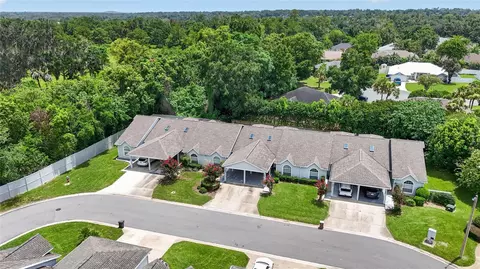 View/Area - 2429 SE 18th Cir, Ocala, FL 34471 photo 4 of 8