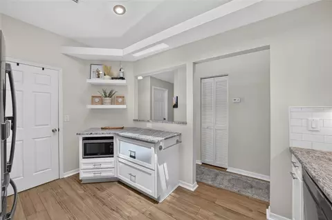 Kitchen - 2429 SE 18th Cir, Ocala, FL 34471 photo 3 of 4