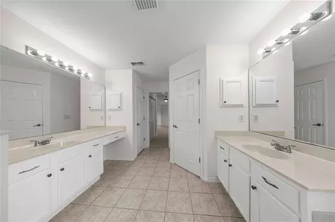 Bath - 4949 SW 109th Loop, Ocala, FL 34476 photo 3 of 4