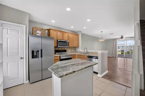 Kitchen - 4908 SW 45th Cir, Ocala, FL 34474 photo 4 of 5