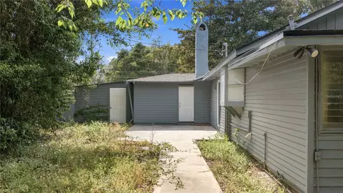 Exterior - 2107 NE 8th Rd, Ocala, FL 34470 photo 7 of 7
