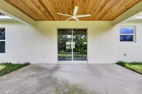 Exterior - 153 Oak Cir, Ocala, FL 34472 photo 3 of 7