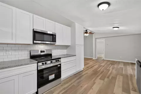 Kitchen - 2888 SE 59th St, Ocala, FL 34480 photo 1 of 2