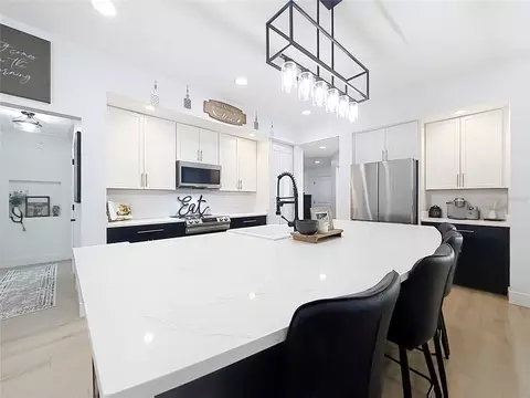 Kitchen - 7525 NE 58th Ave, Anthony, FL 32617 photo 2 of 7