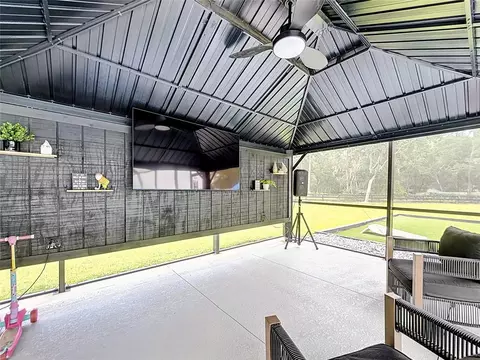 Exterior - 7525 NE 58th Ave, Anthony, FL 32617 photo 16 of 28
