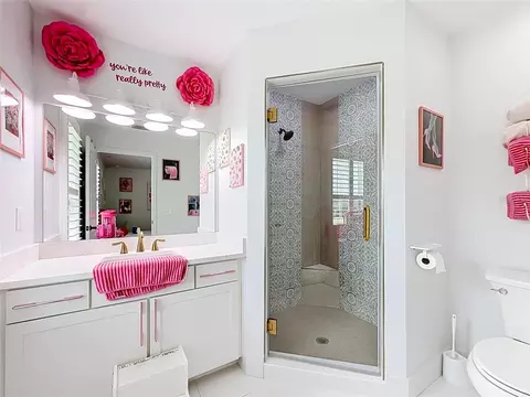 Bath - 7525 NE 58th Ave, Anthony, FL 32617 photo 8 of 9