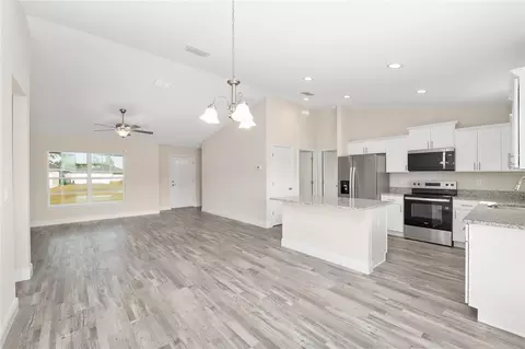 Living - 98 Pecan Course Cir, Ocala, FL 34472 photo 1 of 2