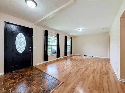 Living - 1809 NE 6th St, Ocala, FL 34470 photo 2 of 4