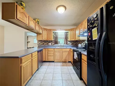 Kitchen - 1809 NE 6th St, Ocala, FL 34470 photo 1 of 5