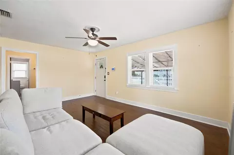 Living - 742 SE 12th St, Ocala, FL 34471 photo 2 of 3