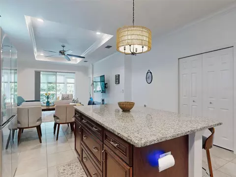 Kitchen - 9886 SW 99th Loop, Ocala, FL 34481 photo 9 of 11