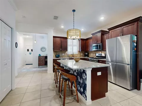 Kitchen - 9886 SW 99th Loop, Ocala, FL 34481 photo 5 of 11