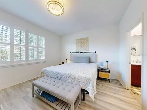 Bedroom - 9886 SW 99th Loop, Ocala, FL 34481 photo 6 of 10