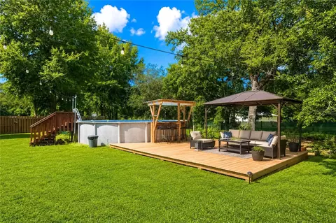 Exterior - 13711 NE 8th St, Williston, FL 32696 photo 7 of 13