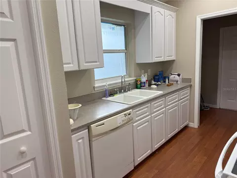 Kitchen - 731 SE 30th Ave, Ocala, FL 34471 photo 1 of 2