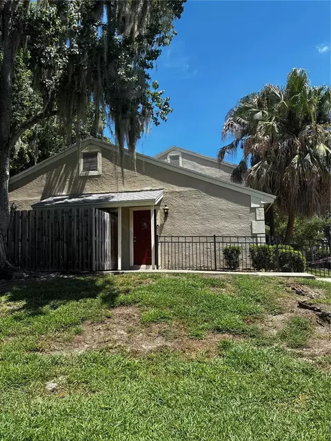 Exterior - 1701 SE 24th Rd #201, Ocala, FL 34471 photo 3 of 5