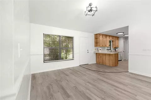 Living - 716 SE 31st Ave, Ocala, FL 34471 photo 7 of 8