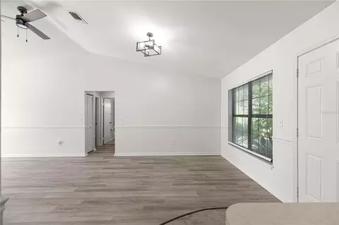 Living - 716 SE 31st Ave, Ocala, FL 34471 photo 4 of 8