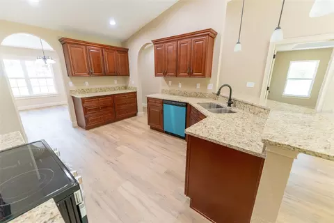 Kitchen - 4635 SW 129th Pl, Ocala, FL 34473 photo 3 of 4