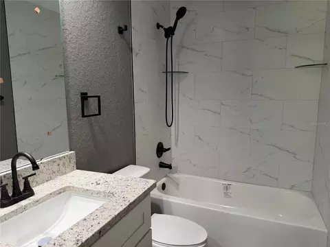 Bath - 2177 NW 65th Pl, Ocala, FL 34475 photo 4 of 4