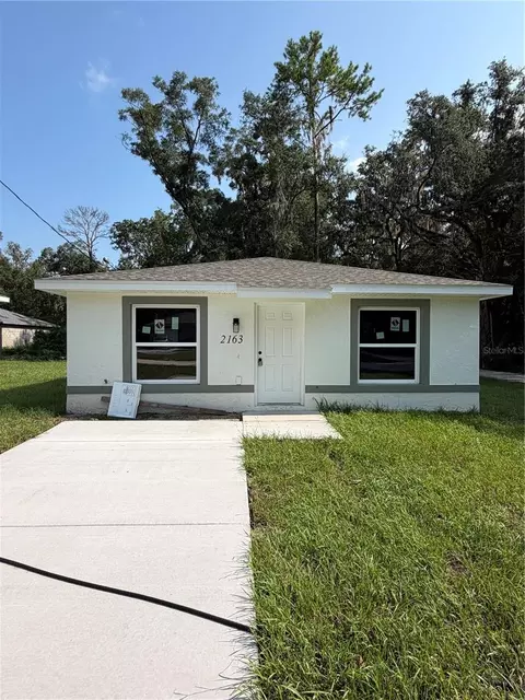 Exterior - 2177 NW 65th Pl, Ocala, FL 34475 photo 4 of 6