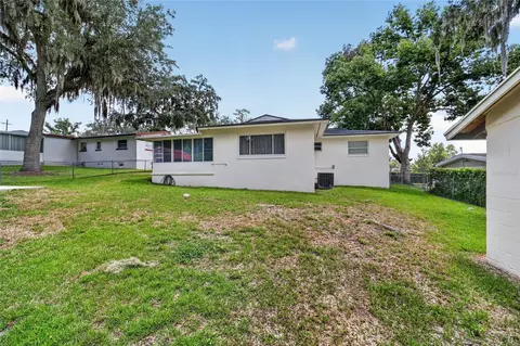 Exterior - 1428 SE 9th Ave, Ocala, FL 34471 photo 5 of 9