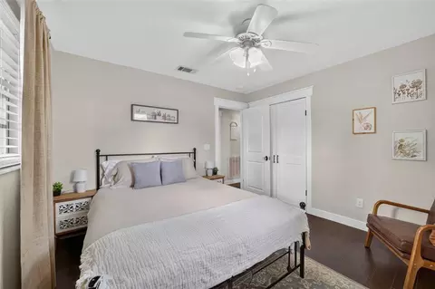 Bedroom - 1428 SE 9th Ave, Ocala, FL 34471 photo 7 of 11