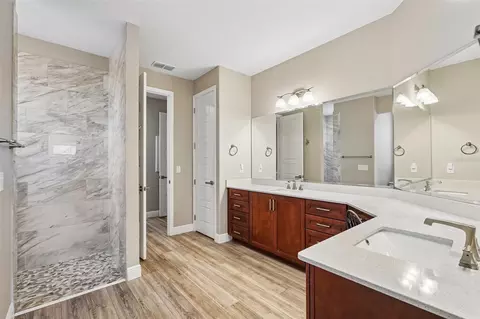 Bath - 8878 SW 85th Loop, Ocala, FL 34481 photo 1 of 4