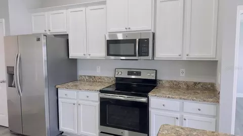 Kitchen - 162 NW 44th St, Ocala, FL 34475 photo 4 of 4