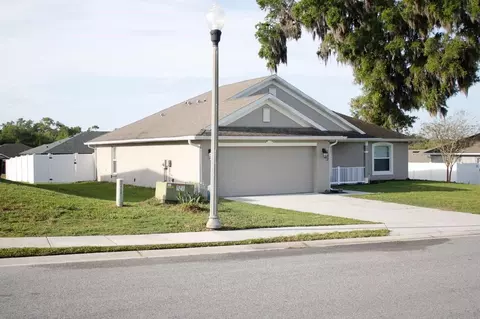 Exterior - 162 NW 44th St, Ocala, FL 34475 photo 4 of 8