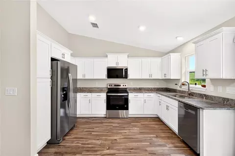 Kitchen - 330 Locust Pass, Ocala, FL 34472 photo 1 of 4