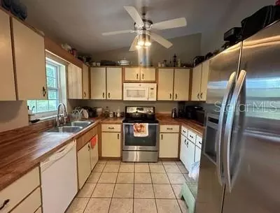 4 Pine Circle Dr, Ocala, FL 34472 photo 3