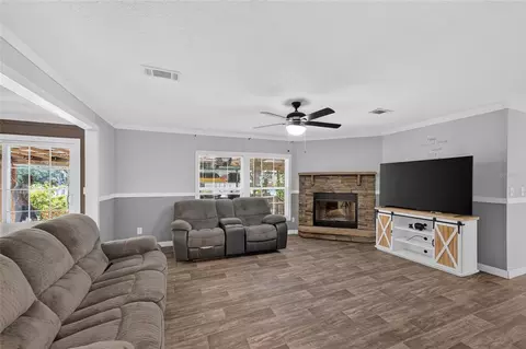 Living - 4830 NE 121 Ave, Williston, FL 32696 photo 1 of 5