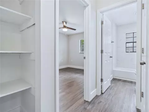 Entry Way - 457 Water Rd, Ocala, FL 34472 photo 2 of 2