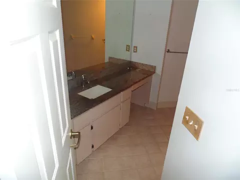Bath - 8125 SW 108 Loop, Ocala, FL 34481 photo 2 of 4
