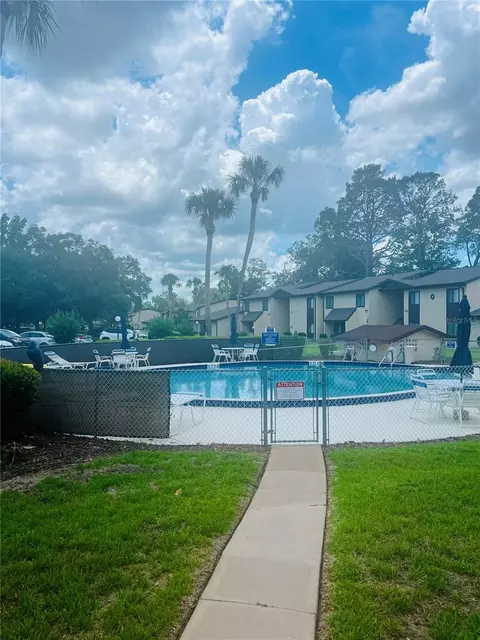 Exterior - 625 Midway Dr #B, Ocala, FL 34472 photo 2 of 8