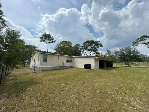 Exterior - 14050 SE 10th St, Williston, FL 32696 photo 3 of 11