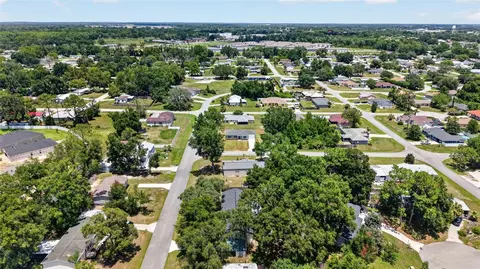 View/Area - 6747 SW 86th Pl, Ocala, FL 34476 photo 7 of 16