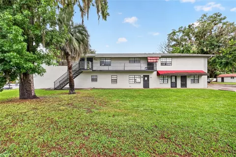 Exterior - 2221 S Pine Ave, Ocala, FL 34471 photo 2 of 10