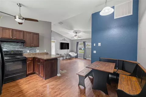 Entry Way - 94 Willow Rd, Ocala, FL 34472 photo 1 of 1