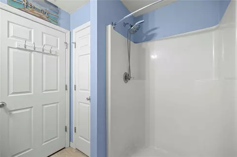 Bath - 94 Willow Rd, Ocala, FL 34472 photo 2 of 3