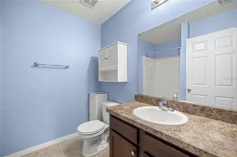 Bath - 94 Willow Rd, Ocala, FL 34472 photo 1 of 3