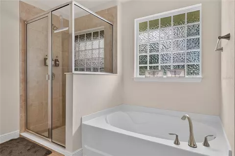 Bath - 9636 SW 40th Ter, Ocala, FL 34476 photo 3 of 4