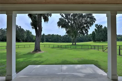 Exterior - 8410 NE 155th Ave, Williston, FL 32696 photo 8 of 27