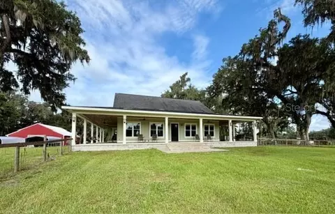 Exterior - 8410 NE 155th Ave, Williston, FL 32696 photo 28 of 29